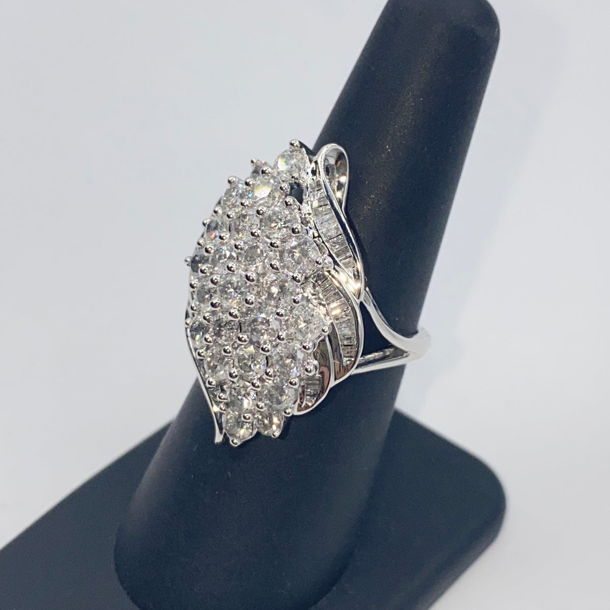 10K Gold Ribbon Diamond Baguette Ring - additional product view 5