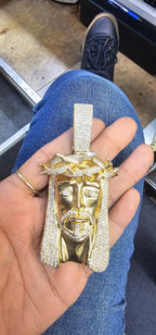 14K Gold Jumbo Thorn Crown Jesus Diamond Pendant - additional product view 2