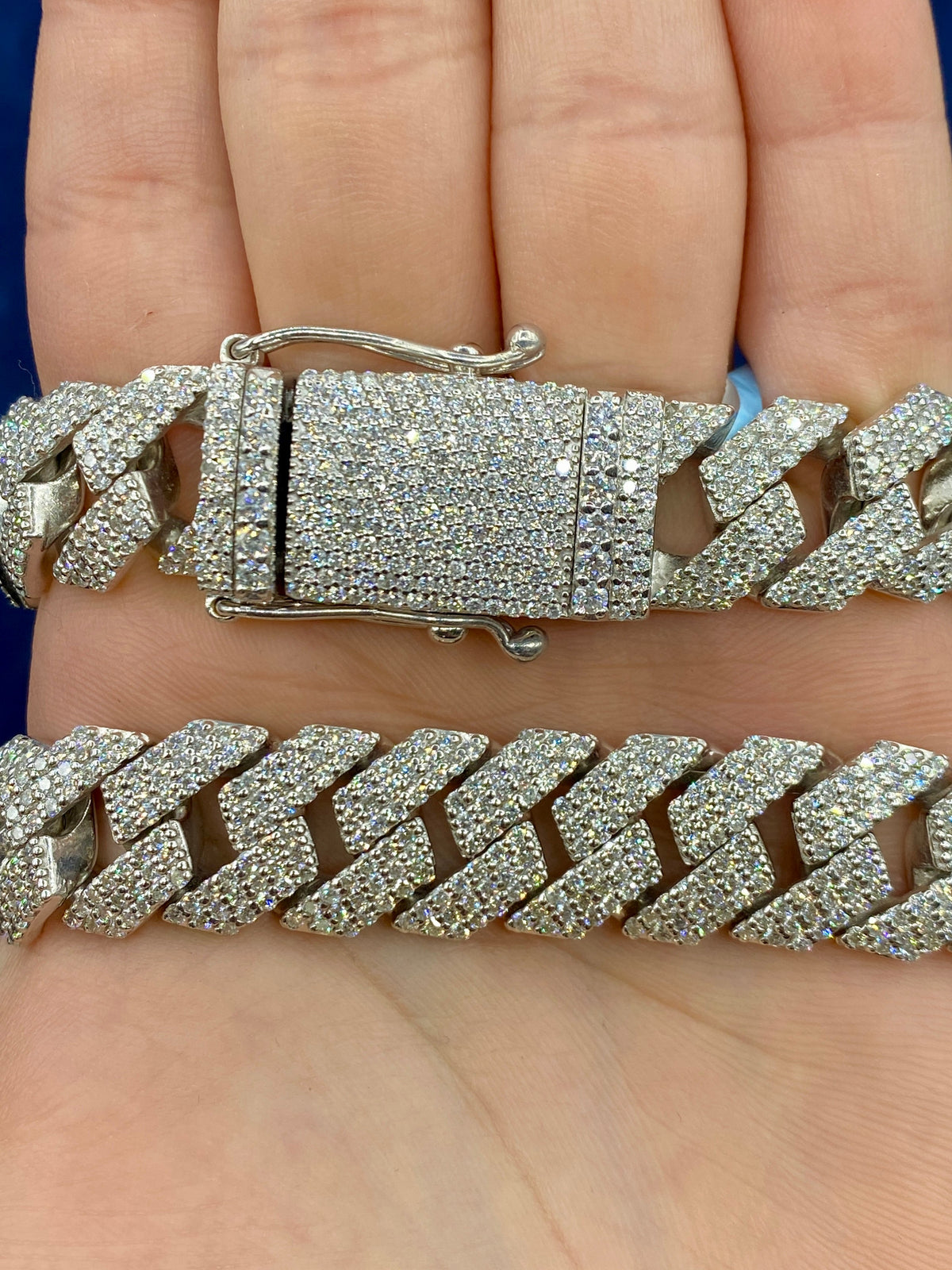 14K White Gold Jumbo Diamond Cuban Chain 15.7mm - additional product view 7