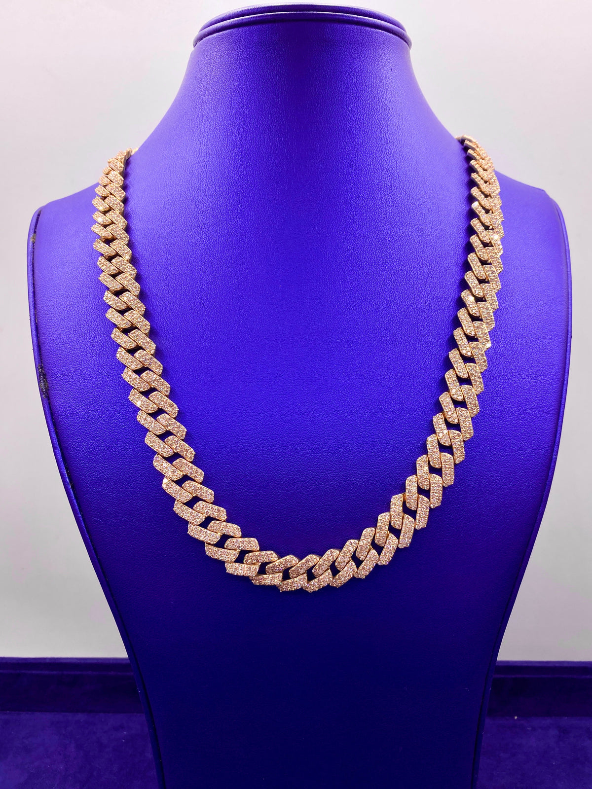10K Gold 13mm Diamond Cuban Chain 22 in - additional product view 2