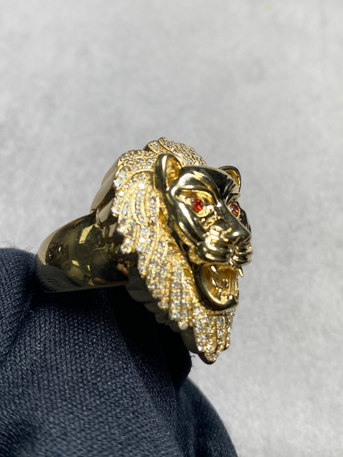 10K Gold Lion Diamond Ring - additional product view 3