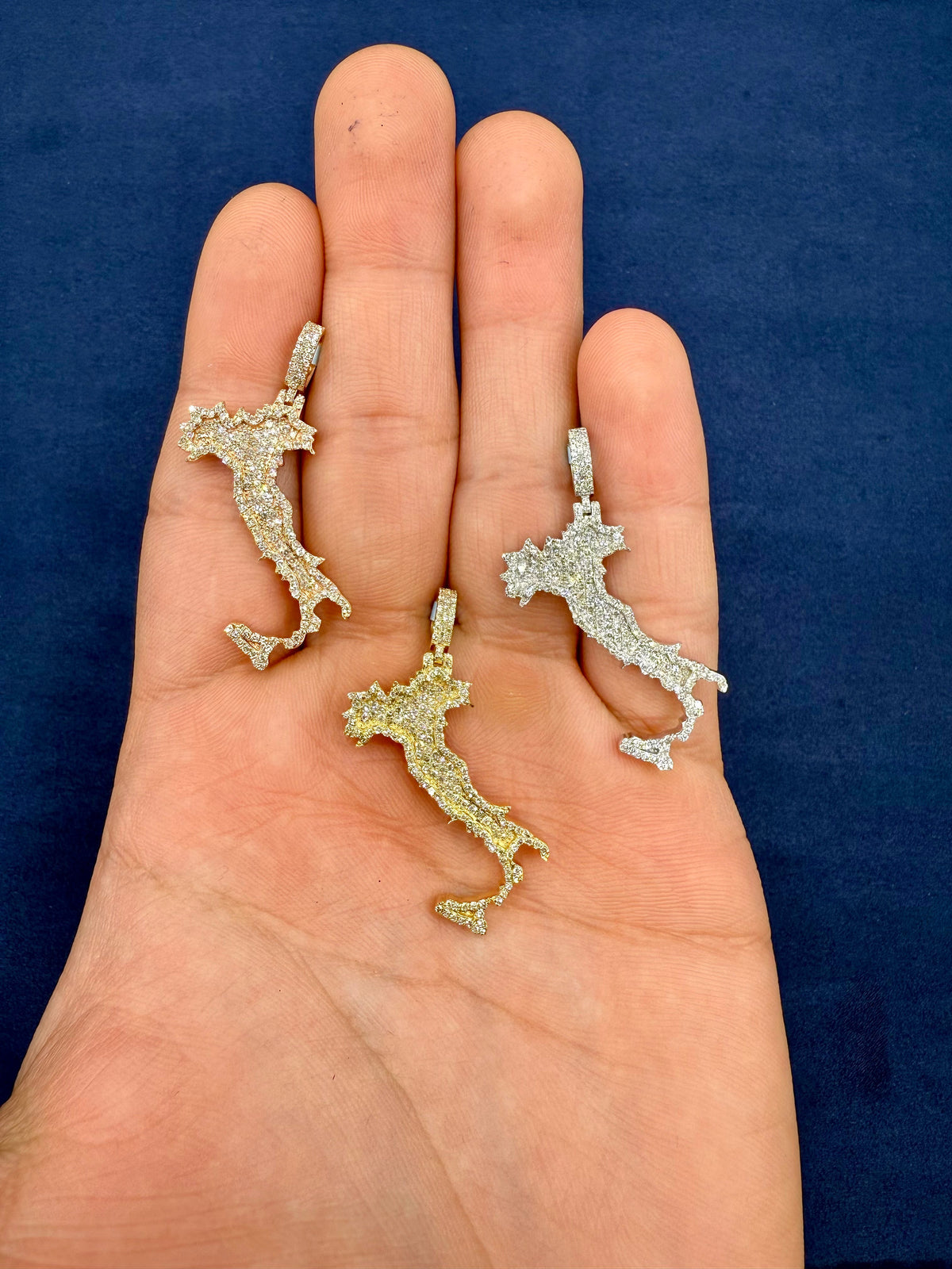 14K Gold Italy Boot Diamond Pendant - additional product view 2
