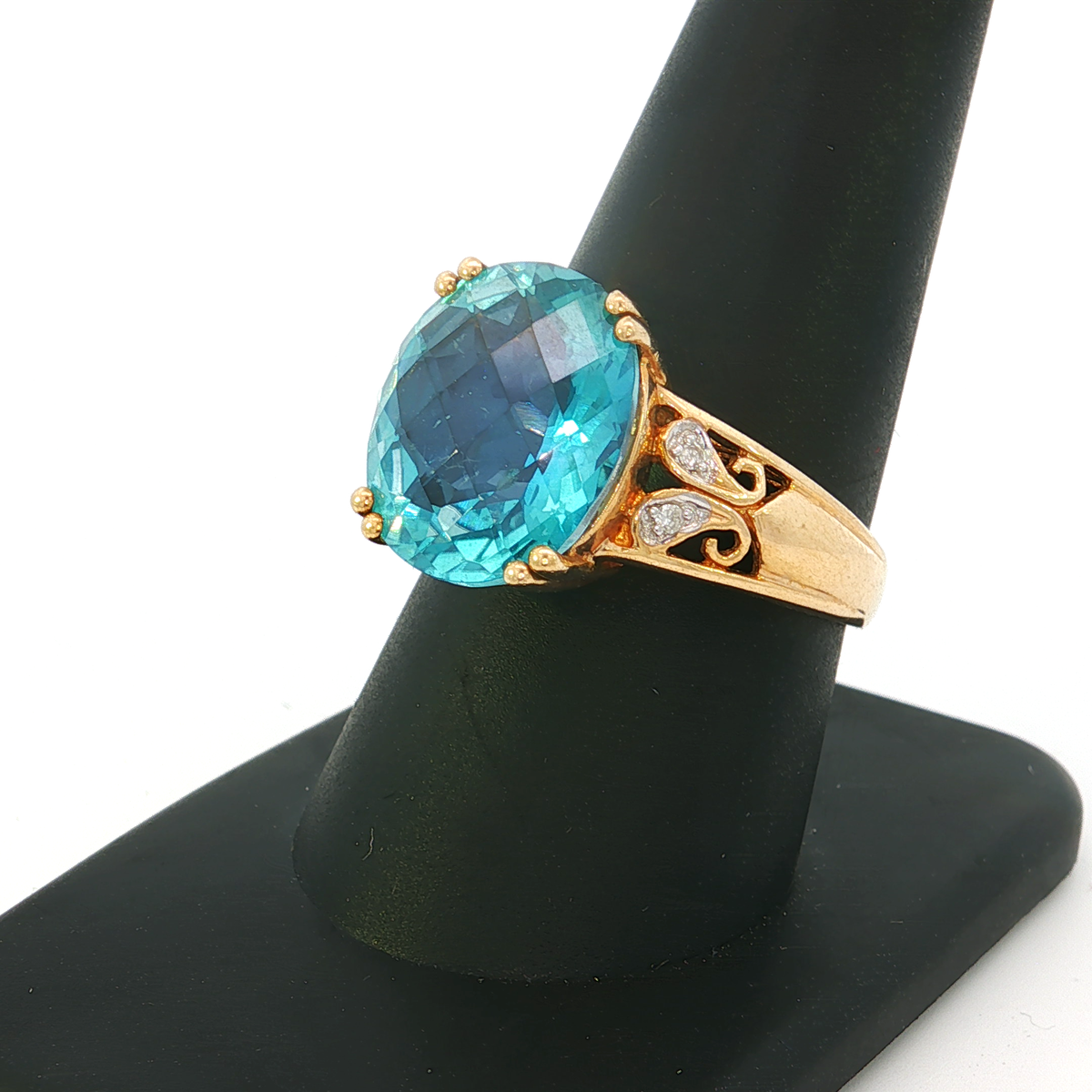 10K Yellow Gold Cocktail Diamond Ring with Oval Aquamarine Cabochon - additional product view 2