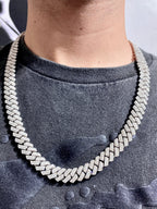 14K 12.5mm White Gold Diamond Cuban Chain 24 in - additional product view 6