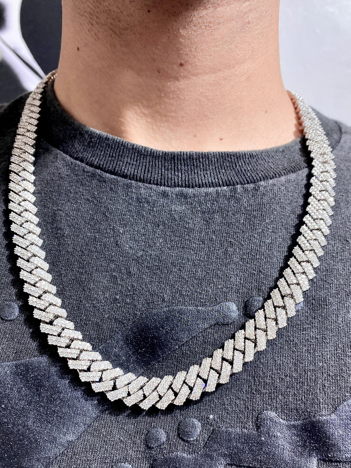 14K 12.5mm White Gold Diamond Cuban Chain 24 in - additional product view 6