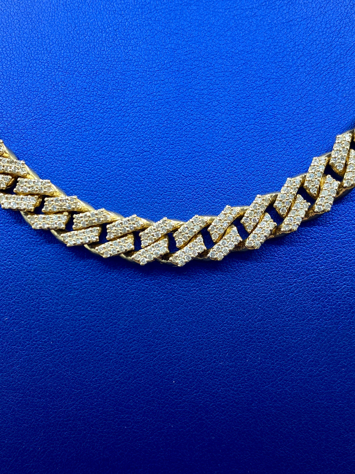 14K Gold Jumbo Diamond Cuban Chain 10mm - additional product view 7