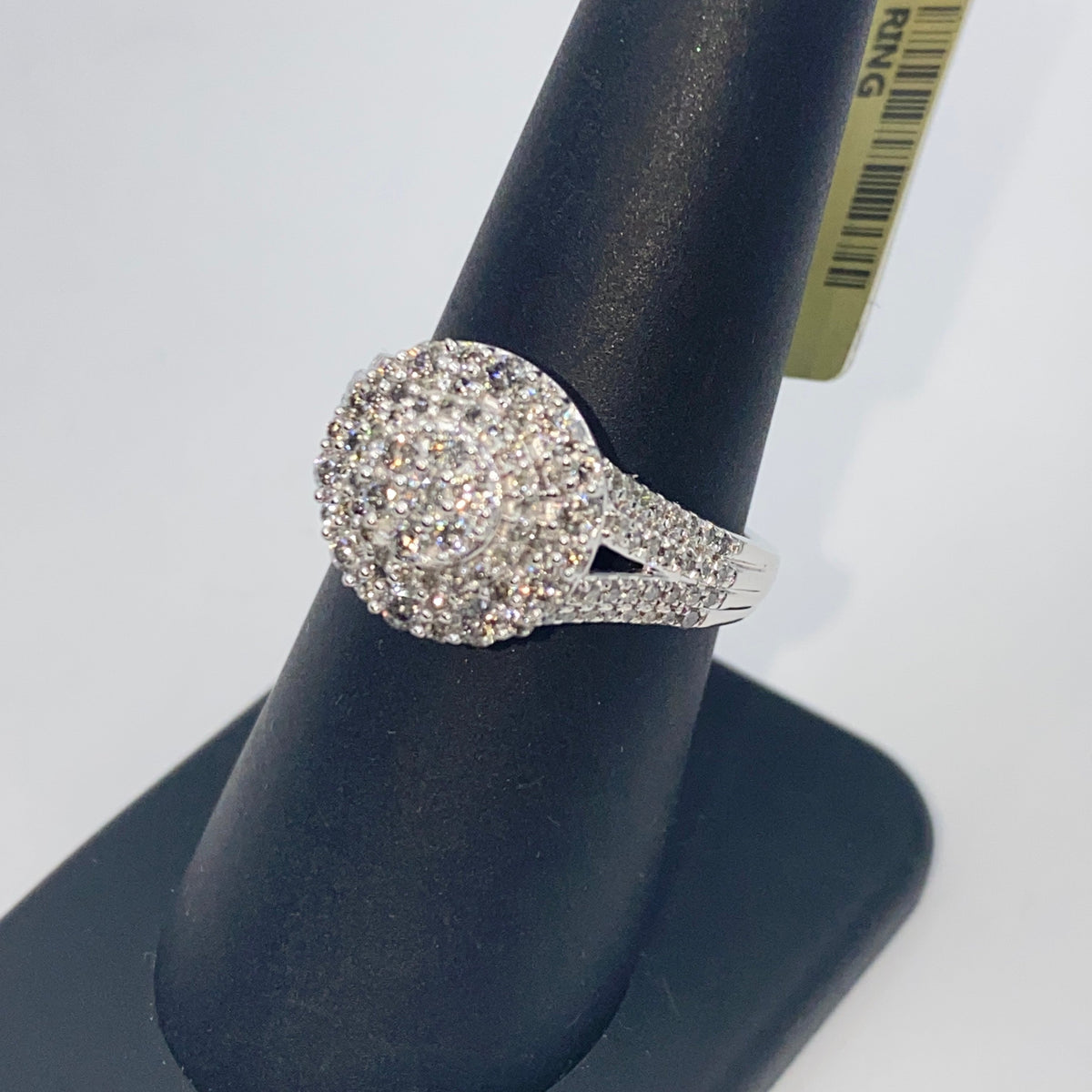 10K Gold Circle Large Stones Center Diamond Engagement Ring - additional product view 6