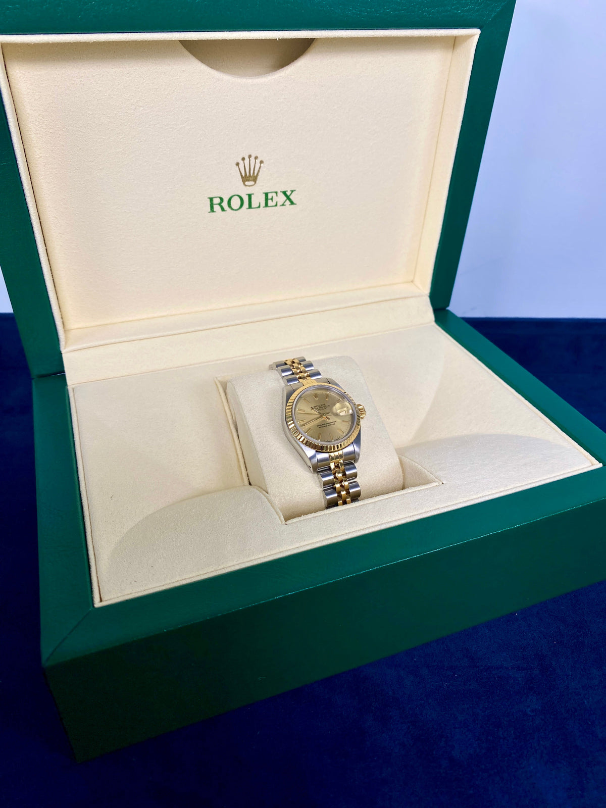 Rolex Lady Datejust 26mm Watch - main product photo