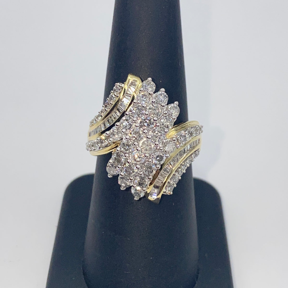 10K Gold Cluster Diamond Baguette Ring - additional product view 4