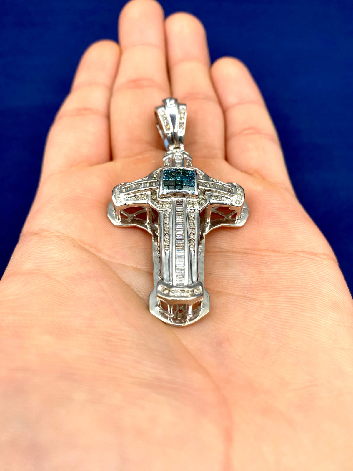 14K White Gold Aqua Cross Diamond Pendant - additional product view 5
