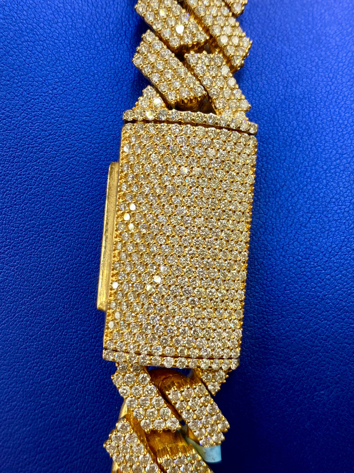 14K Gold Jumbo Diamond Cuban Chain 19mm - additional product view 5