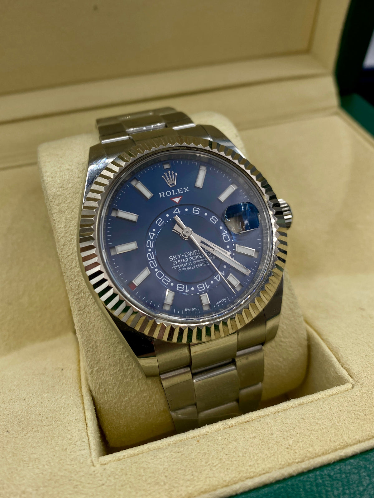Rolex Stainless Steel Sky Dweller 336934 Blue Jubilee - additional product view 2