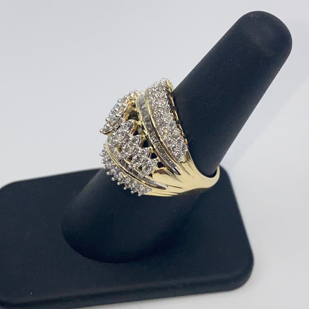 10K Gold Cluster Diamond Baguette Ring - additional product view 6