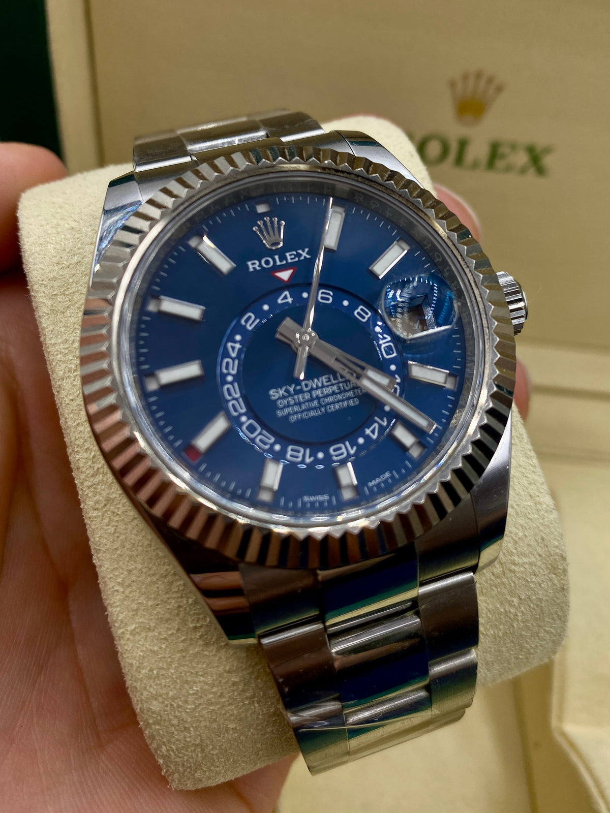 Rolex Stainless Steel Sky Dweller 336934 Blue Jubilee - additional product view 5