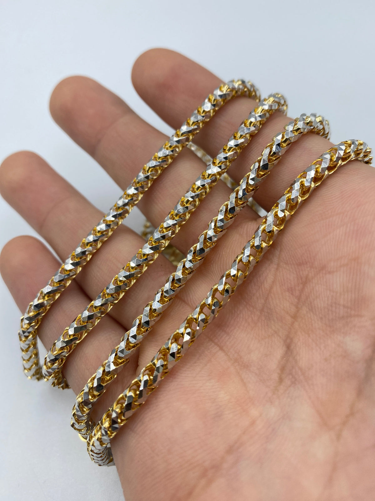 14K Gold 4mm Diamond Cut Franco Chain - additional product view 4
