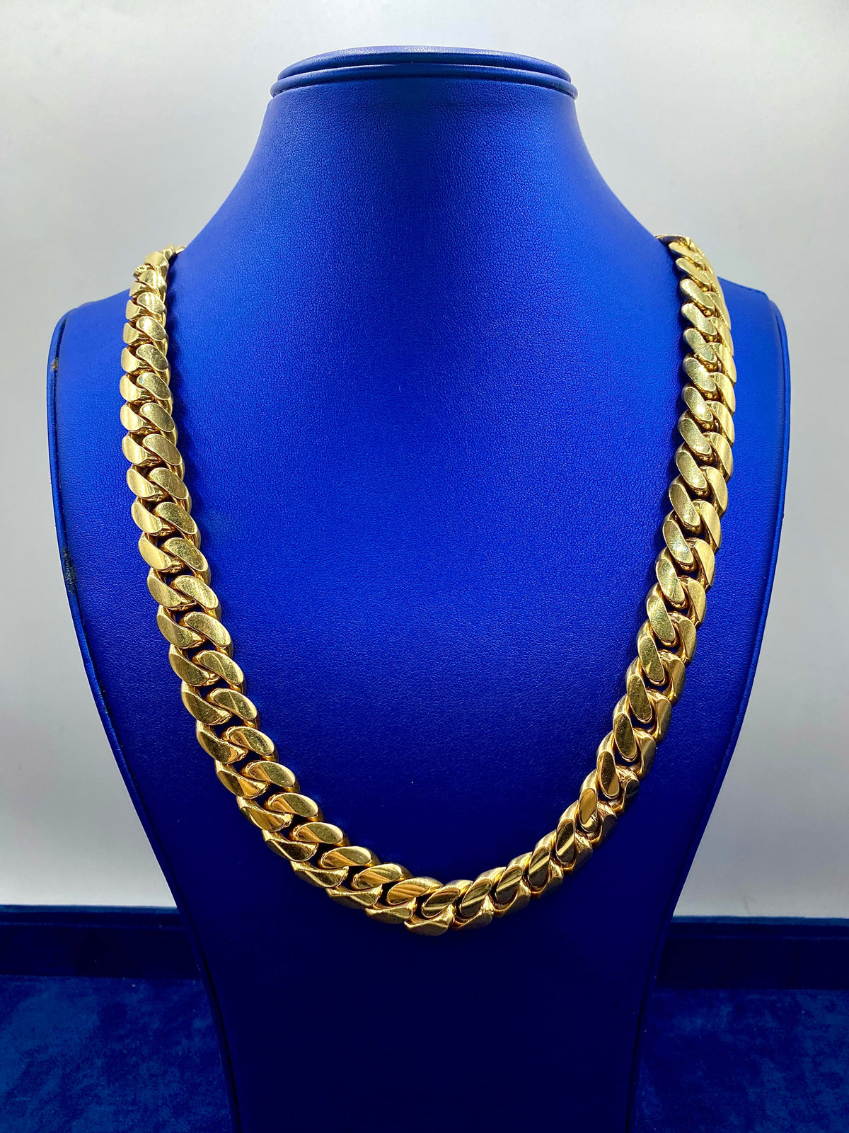 14K Solid Gold Cuban Chain 15mm 24 in - additional product view 2