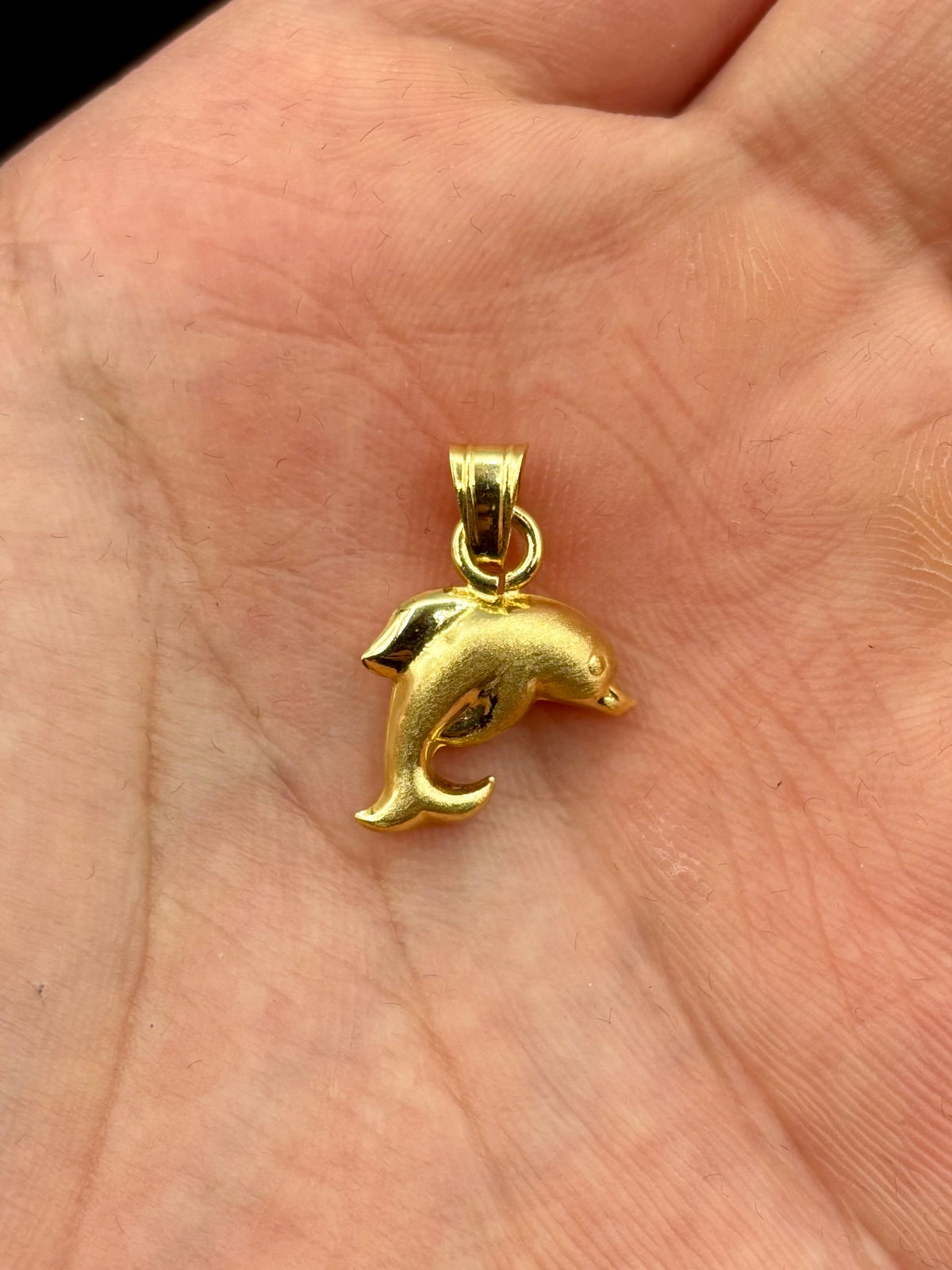 18K Gold Double-Sided Dolphin Pendant - additional product view 6