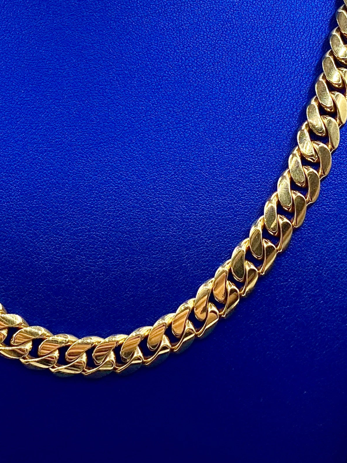 14K Gold Cuban Link Chain 9.7mm 22I - additional product view 6