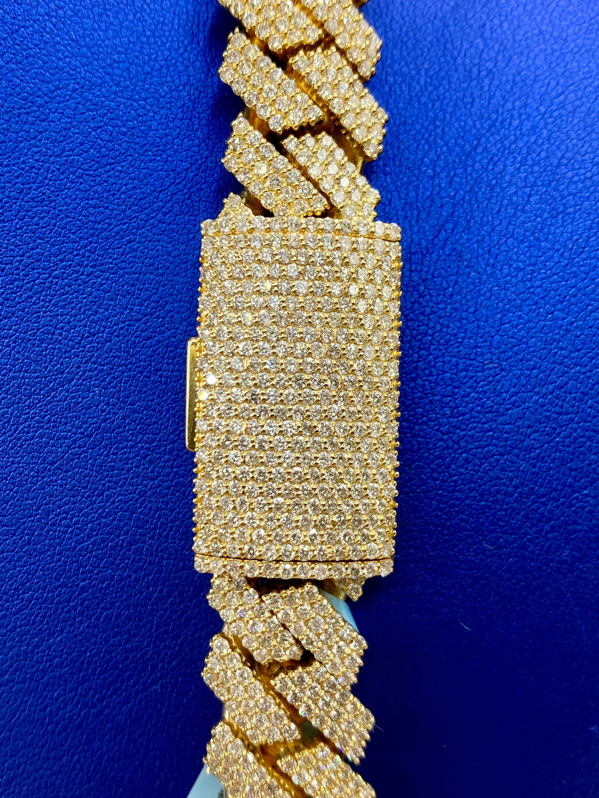 14K Gold Jumbo Diamond Cuban Chain 15.5mm - additional product view 8