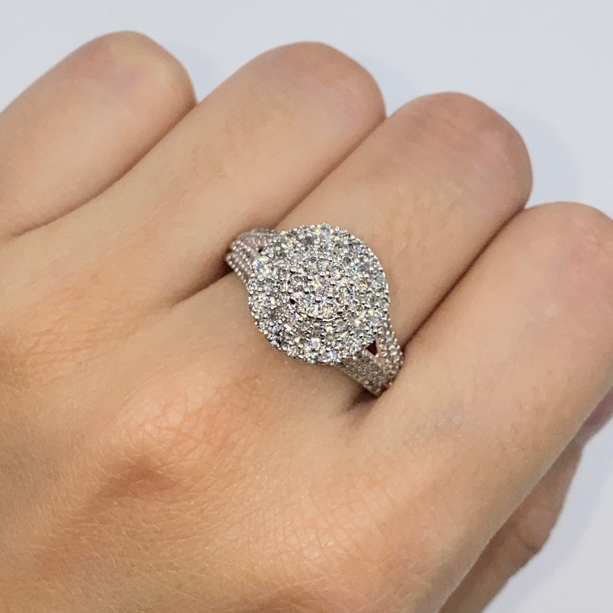 10K Gold Circle Large Stones Center Diamond Engagement Ring - additional product view 3