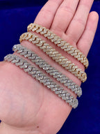 10K Gold 10.5mm Diamond Cuban Chain 22 in - additional product view 6