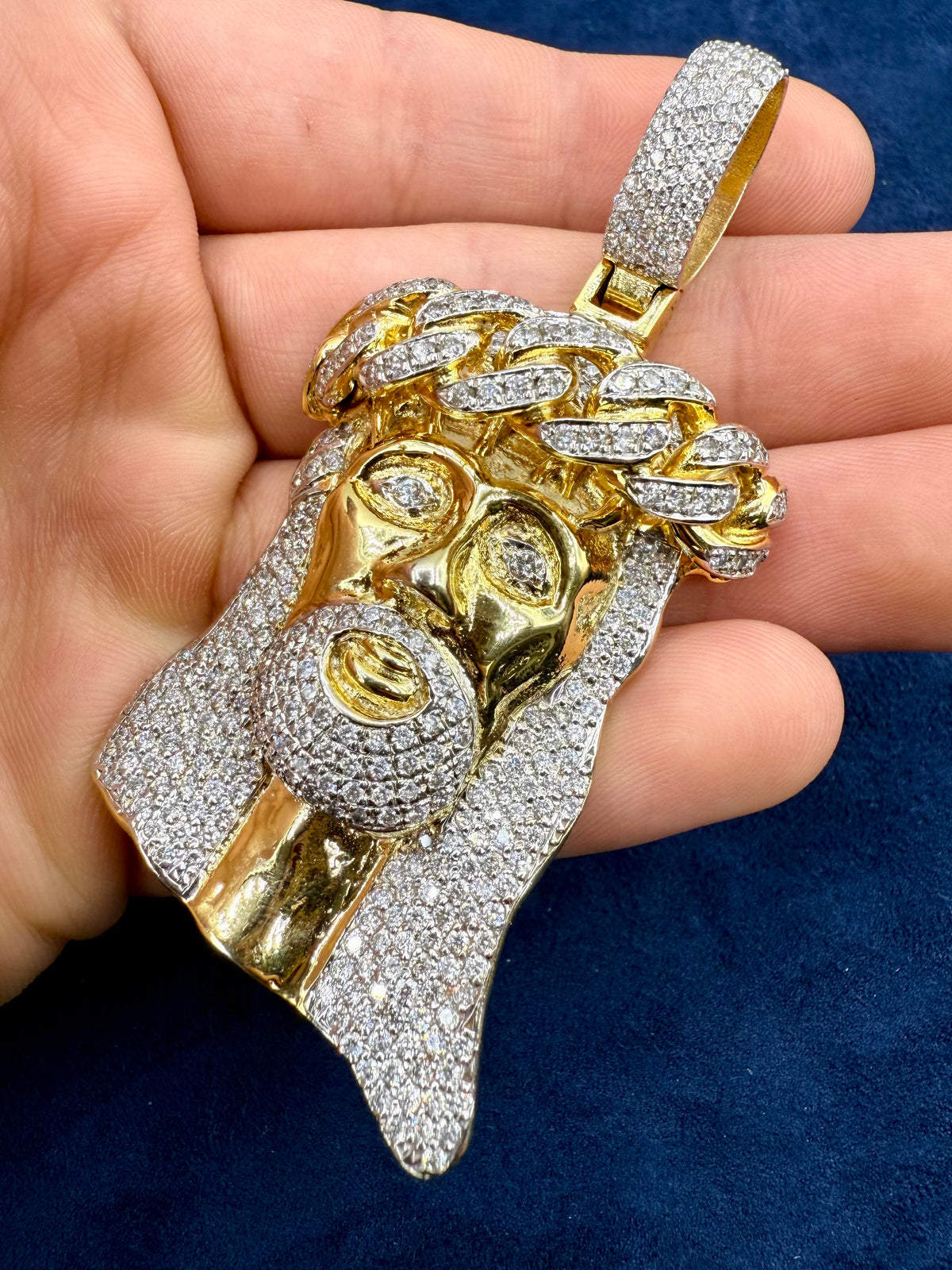 14K Gold Cuban Style Jesus Piece Diamond Pendant - additional product view 6