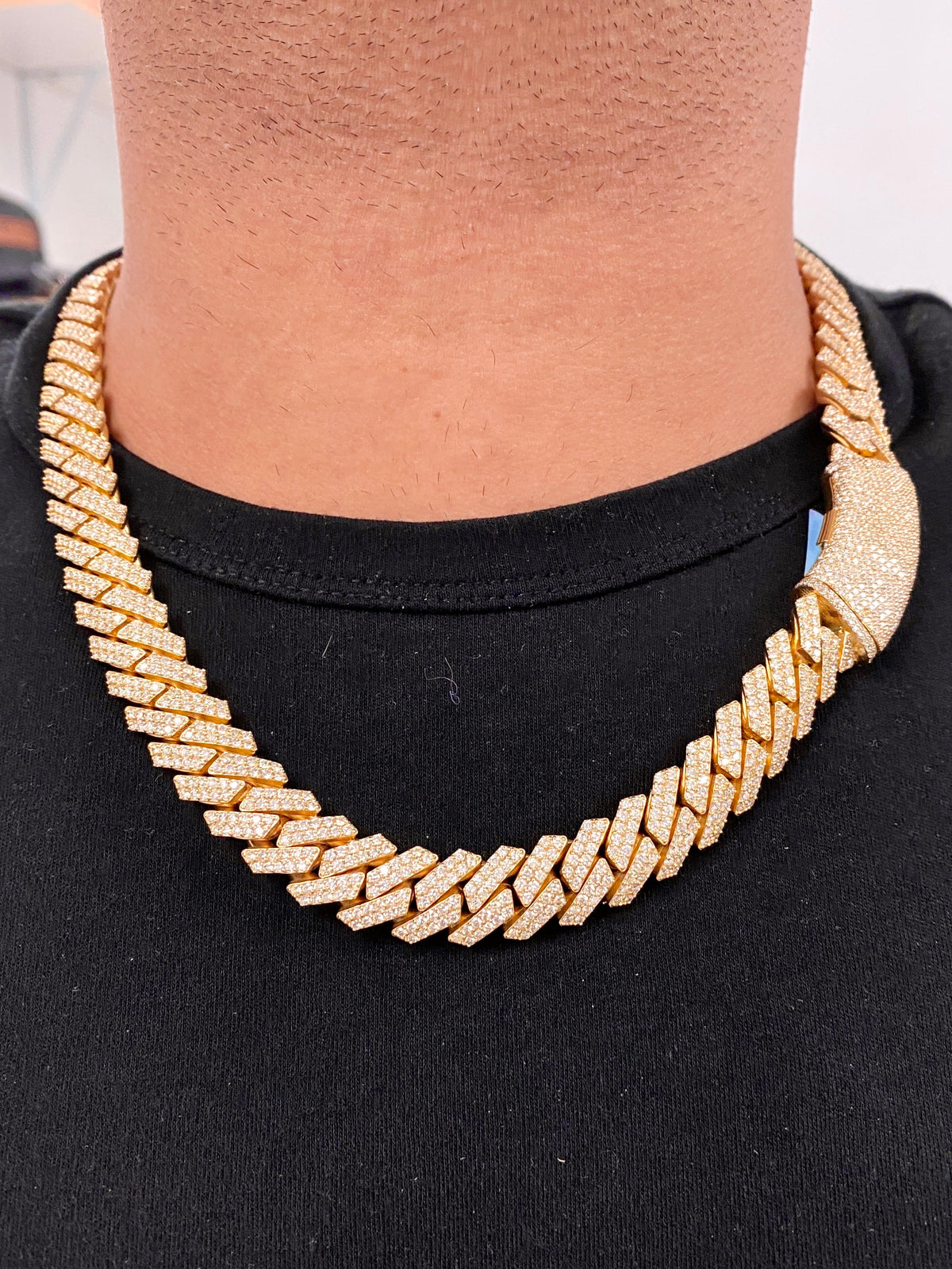 14K Gold Jumbo Diamond Cuban Link Chain 14.8mm - additional product view 6