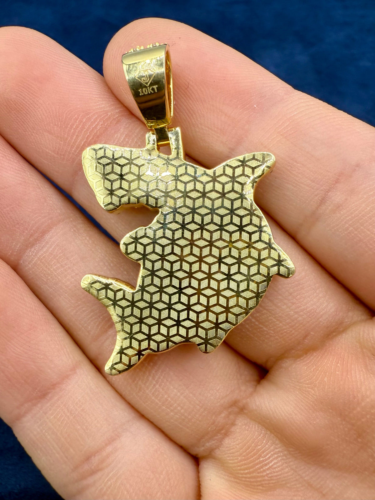 10K Gold 3D Shark Diamond Pendant - additional product view 4
