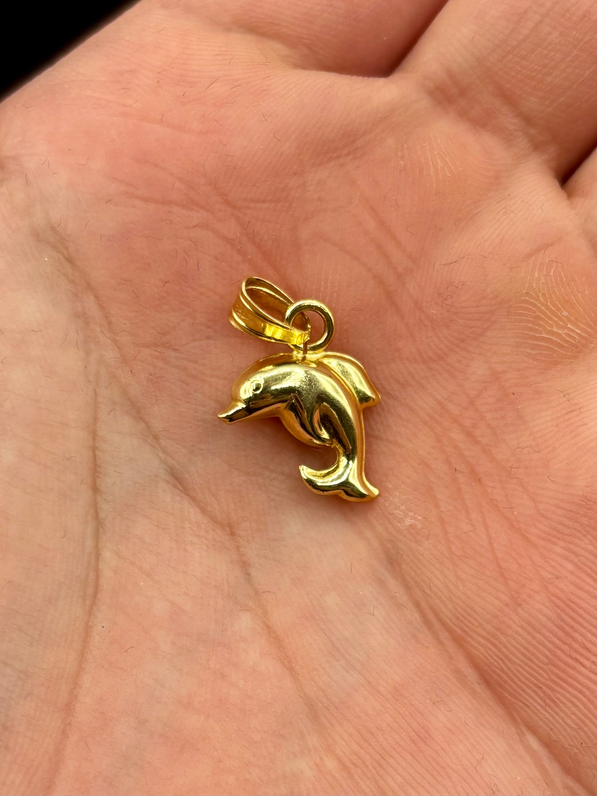 18K Gold Double-Sided Dolphin Pendant - additional product view 7