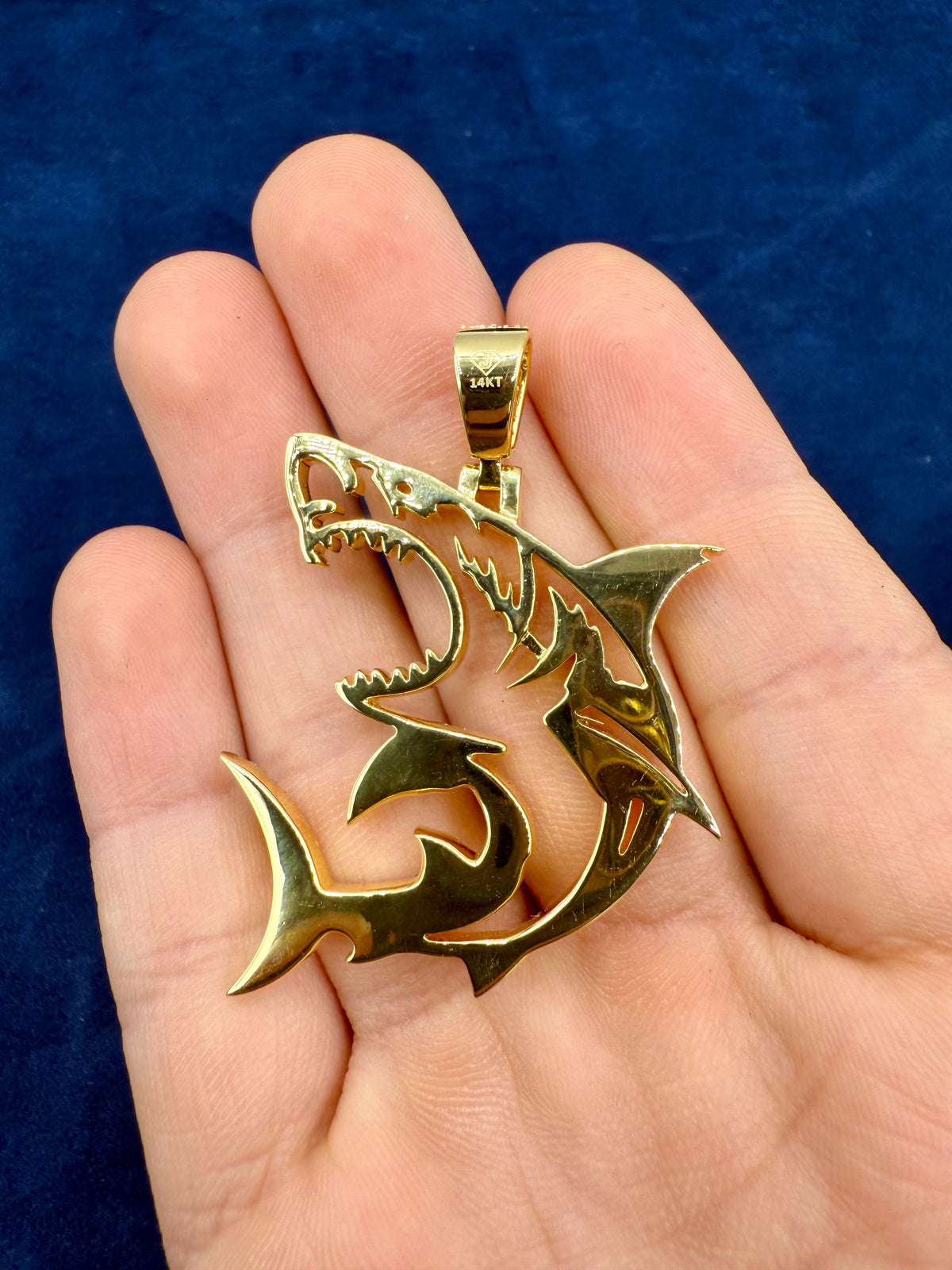 14K Gold Jumbo Great White Shark Diamond Pendant - additional product view 5