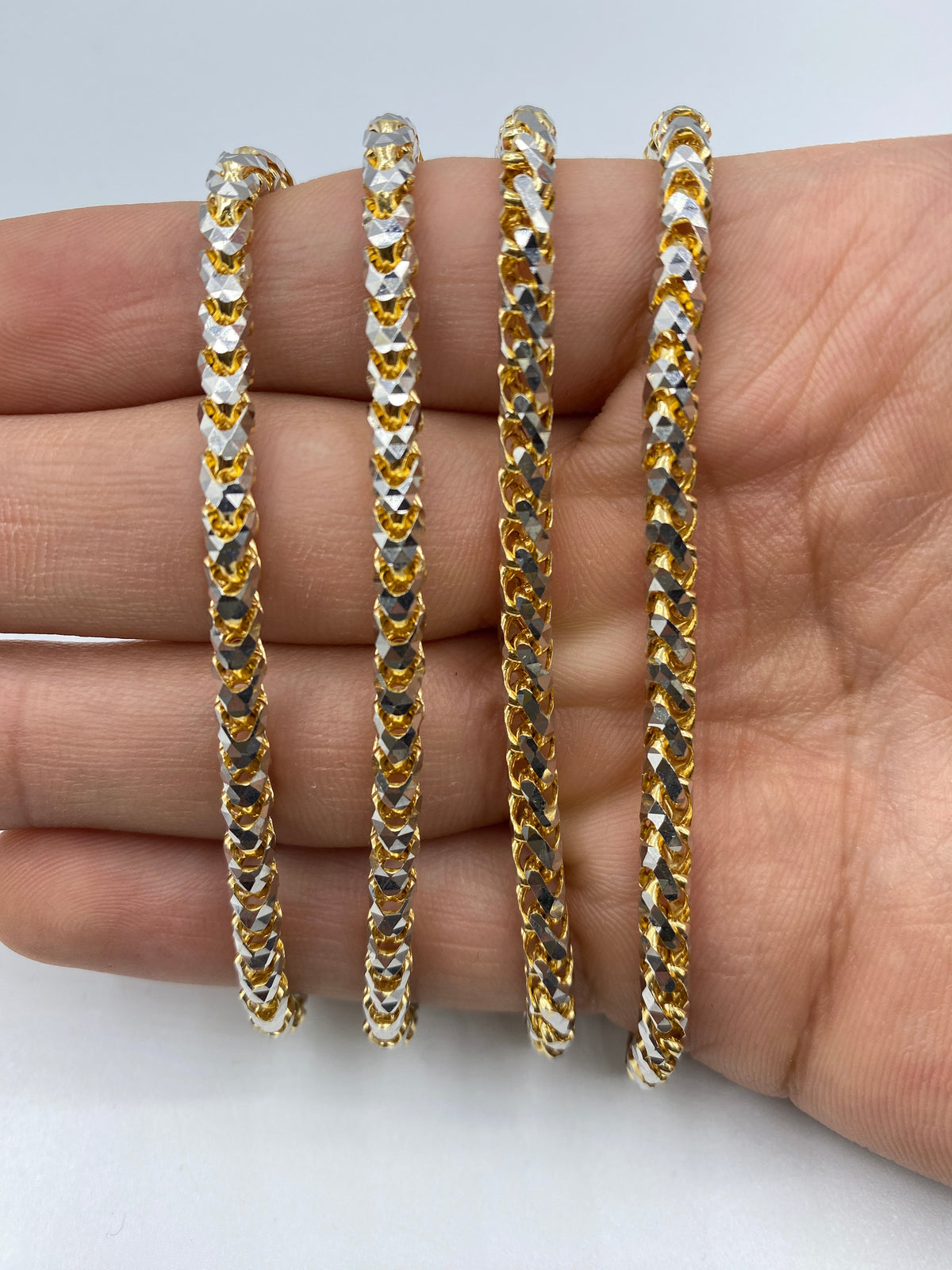 14K Gold 4mm Diamond Cut Franco Chain - additional product view 3