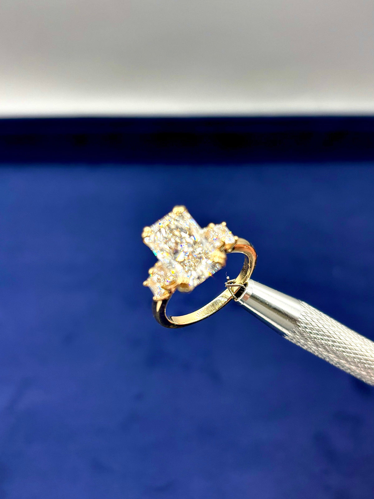 14K Gold Beautiful Radiant Cut Diamond Engagement Ring - additional product view 3