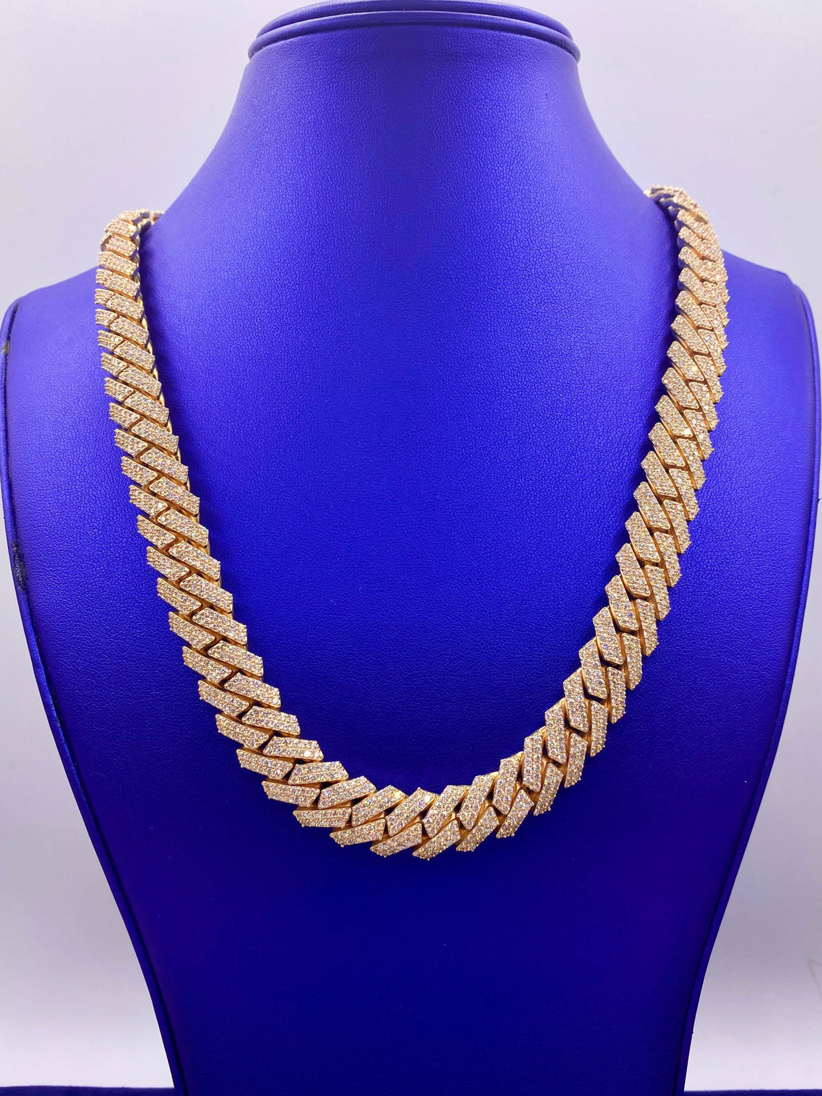 14K Gold Jumbo Diamond Cuban Link Chain 14.8mm - additional product view 2