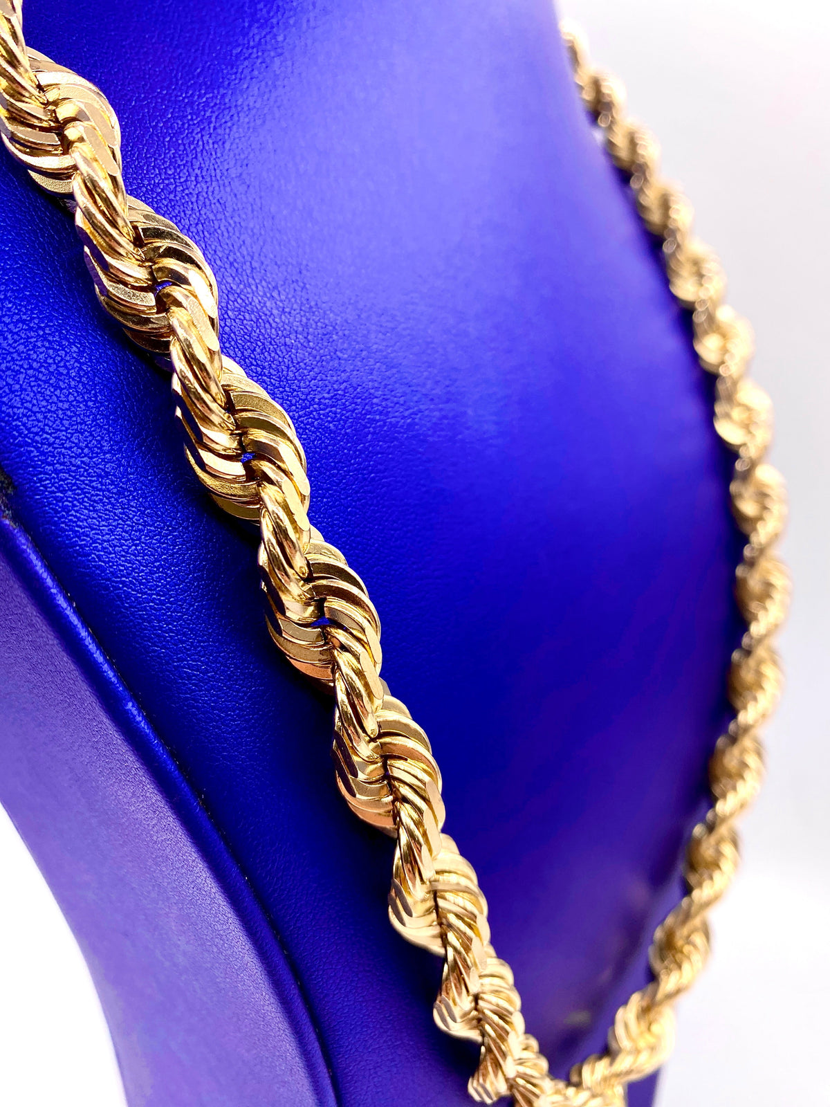 14K Solid Gold Rope Chain 10mm 26 in - additional product view 3