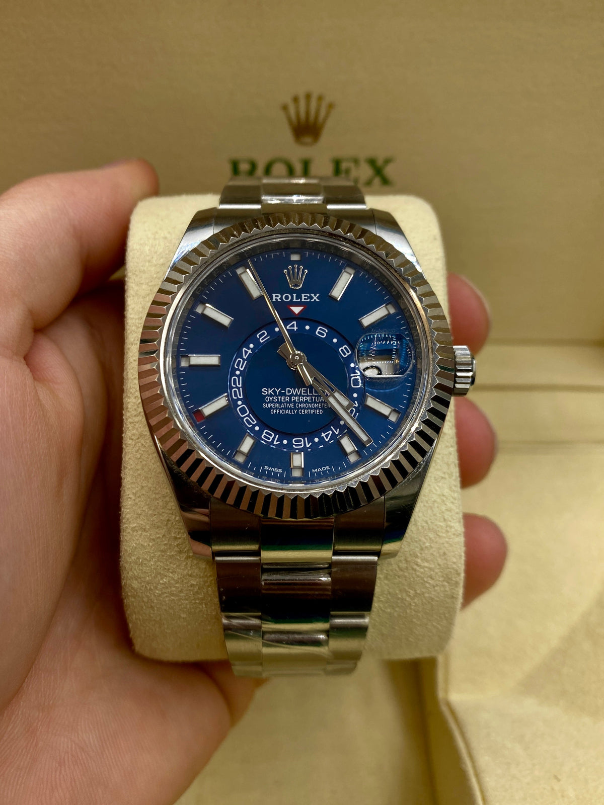 Rolex Stainless Steel Sky Dweller 336934 Blue Jubilee - additional product view 4
