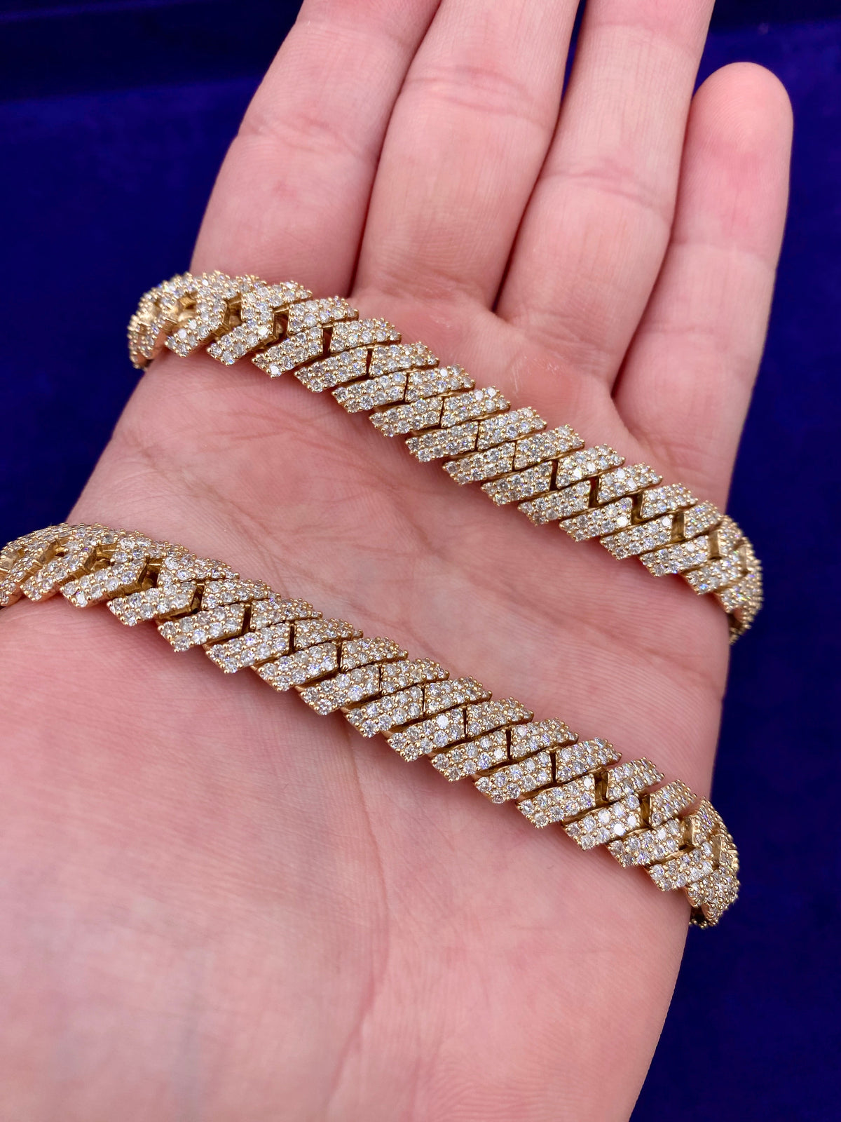 10K Gold 12mm Diamond Cuban Chain 22 in - additional product view 4