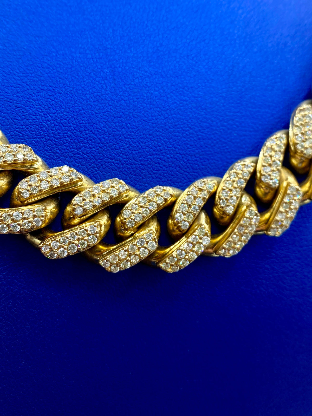 14K Gold Jumbo Diamond Cuban Chain 16mm - additional product view 6