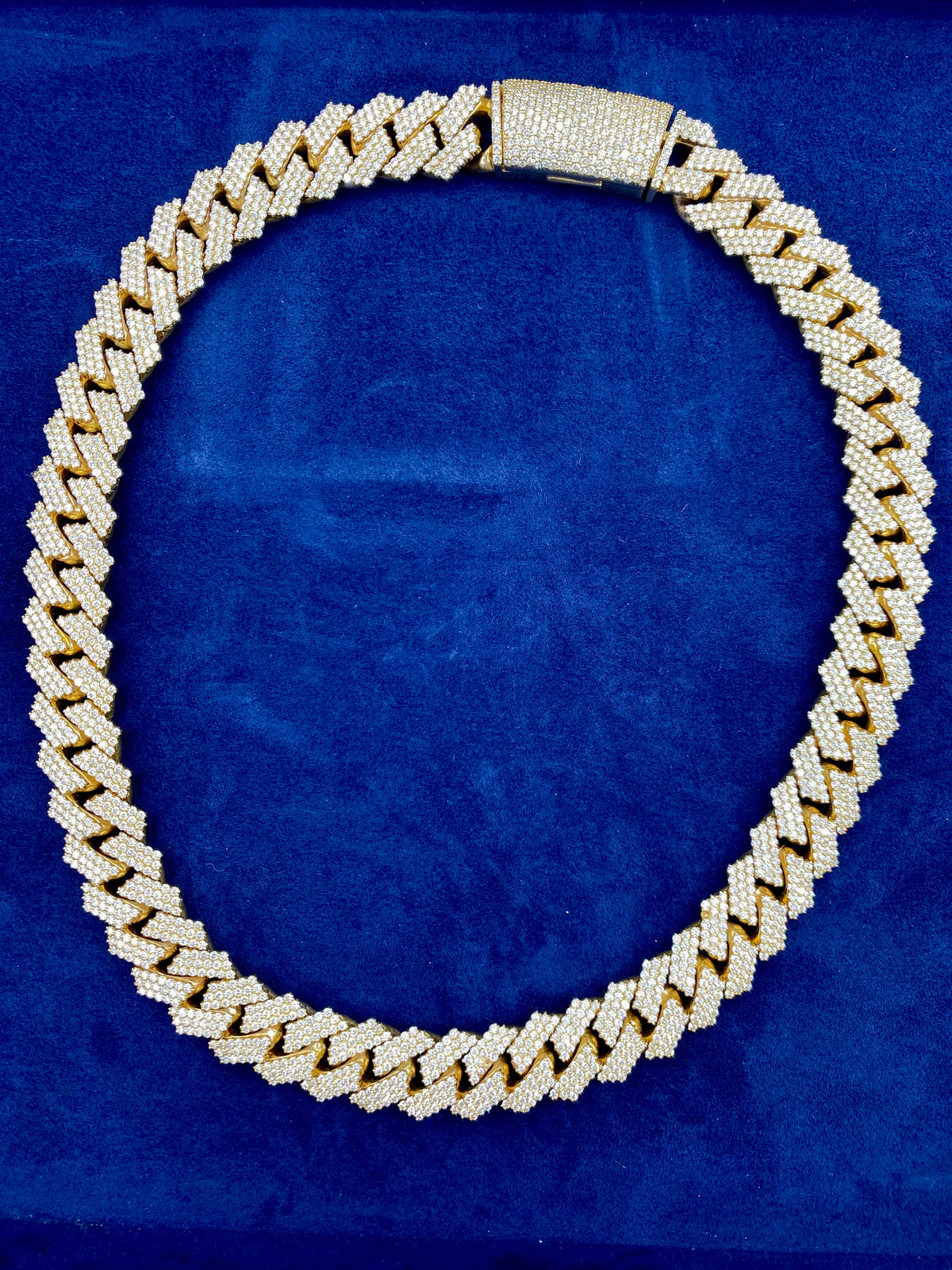14K Gold Jumbo Diamond Cuban Chain 17.4mm - additional product view 8