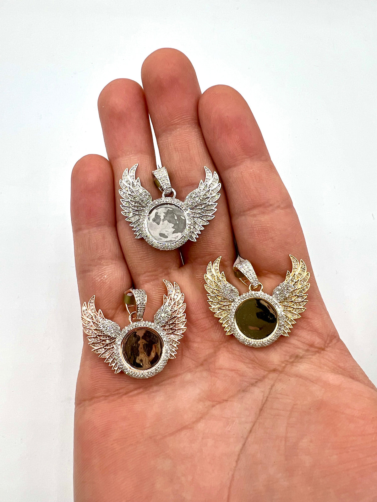 10K Gold Raised Wing Photo Diamond Pendant - additional product view 8