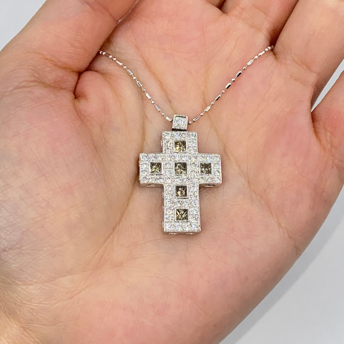14K Gold Cross Diamond Pendant Necklace - additional product view 2