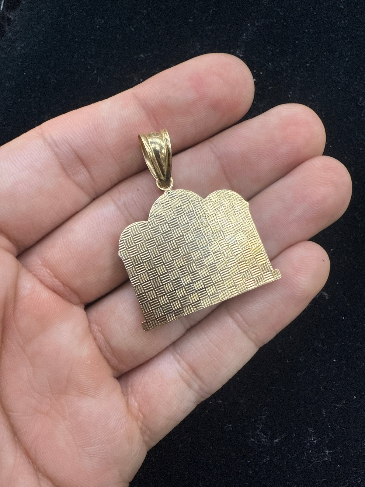 14K Gold Last Supper Pendant - additional product view 4