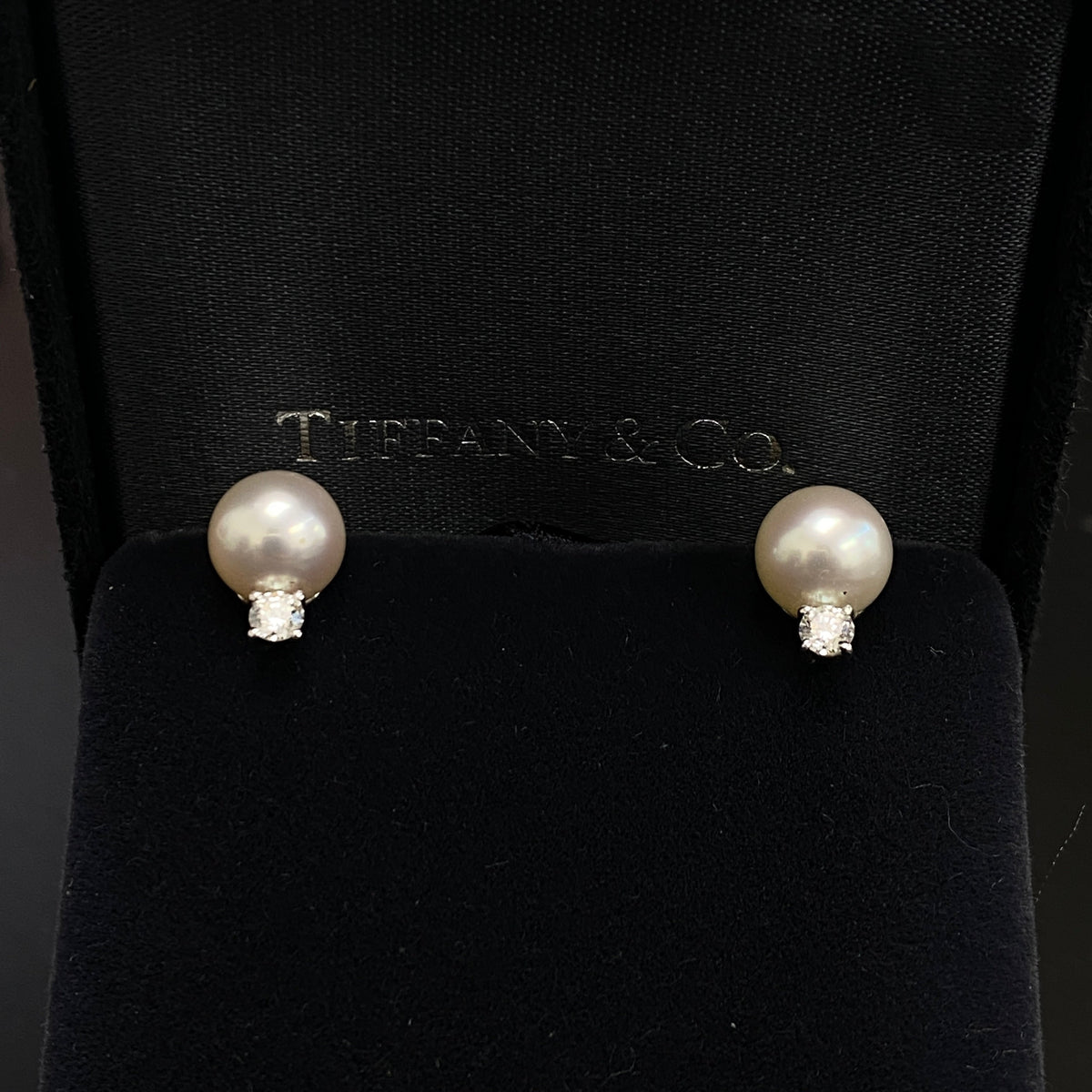 18K Gold Vintage Tiffany & Co Pearl Stud Diamond - additional product view 2