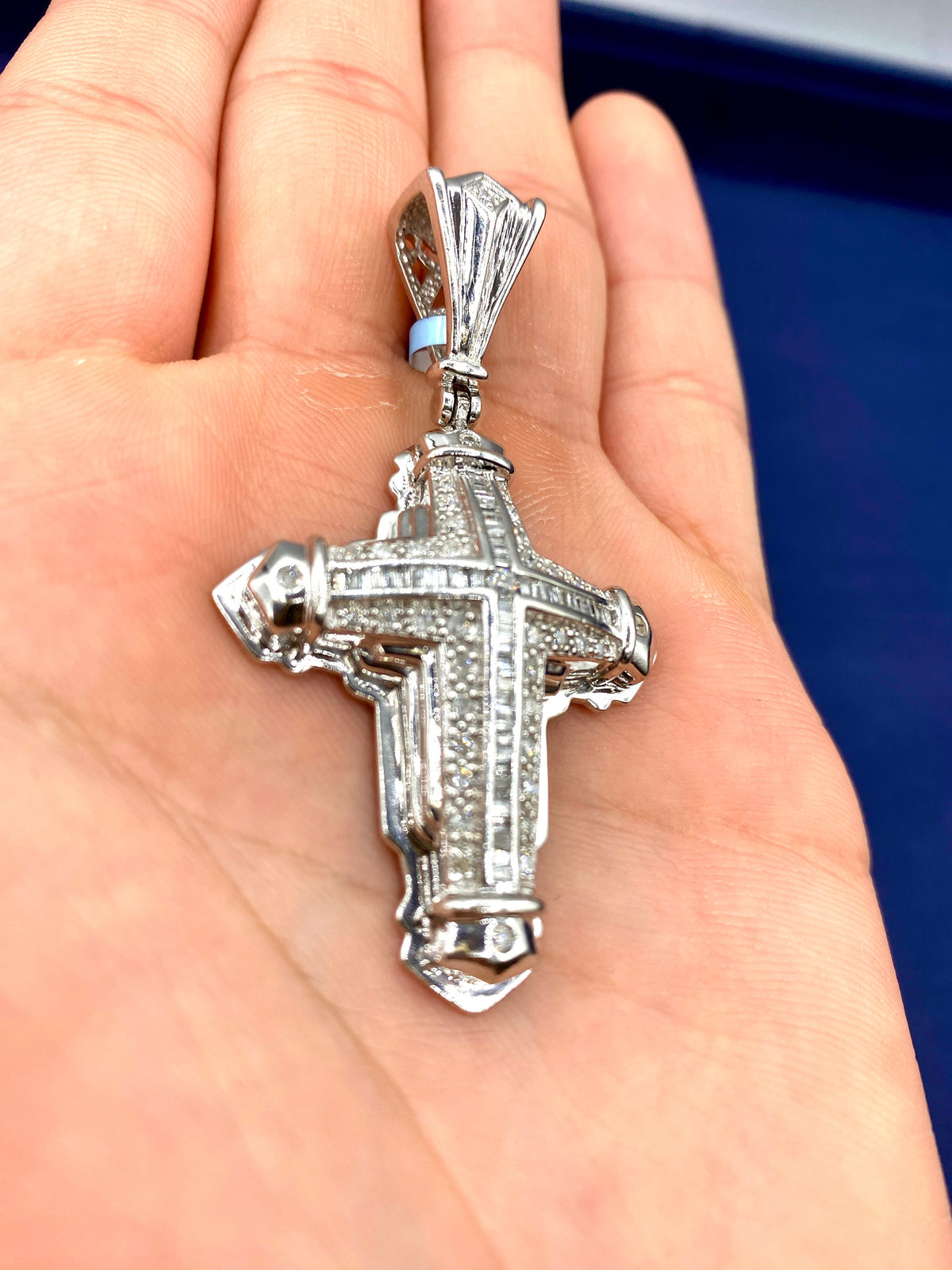 14K White Gold Bubble Cross Diamond Pendant - additional product view 4