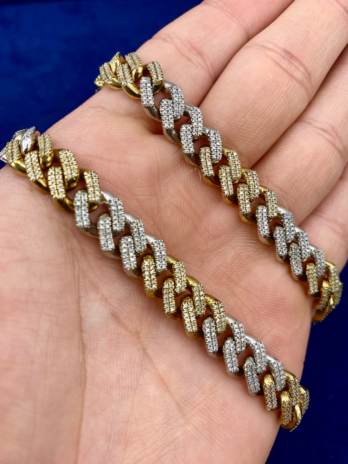 10K Gold 9.5mm Cuban Link Diamond Chain 22 in - additional product view 4