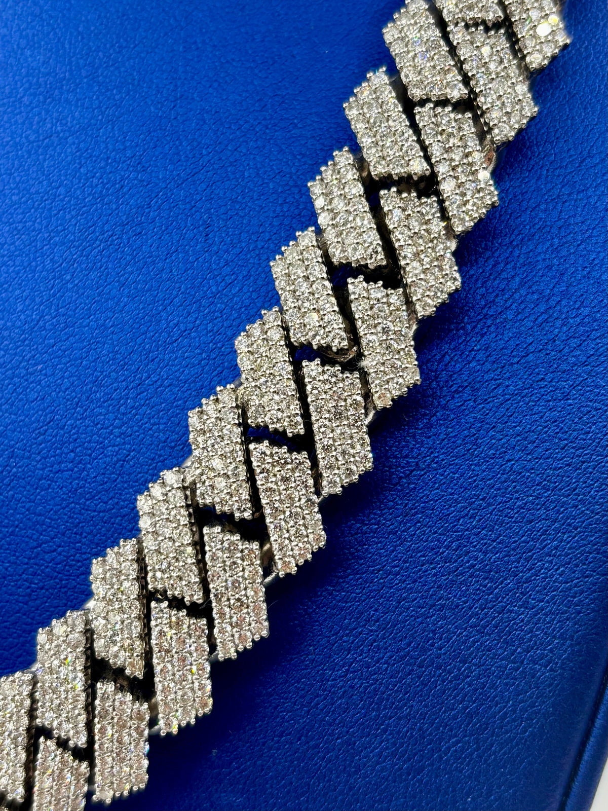 14K 16.5mm Jumbo White Gold and Diamond Cuban Link Chain - additional product view 4