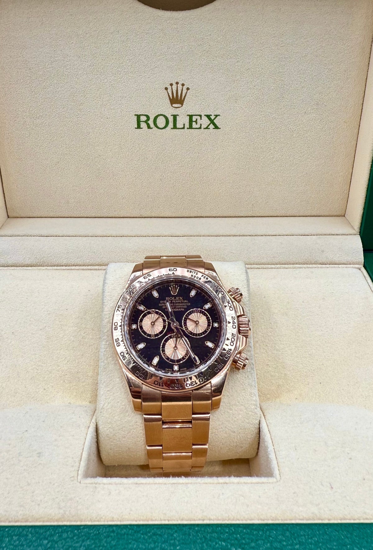 18K Gold Rolex Daytona Cosmograph Watch - additional product view 5