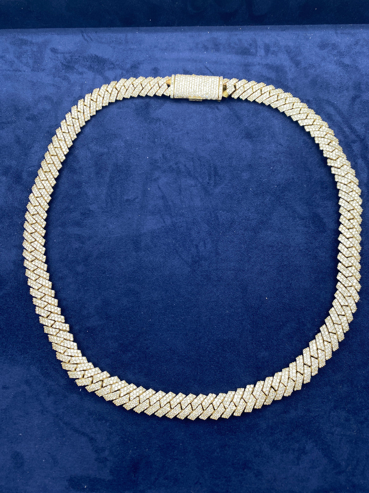 10K Diamond Gold Cuban Link Chain 12mm - additional product view 7