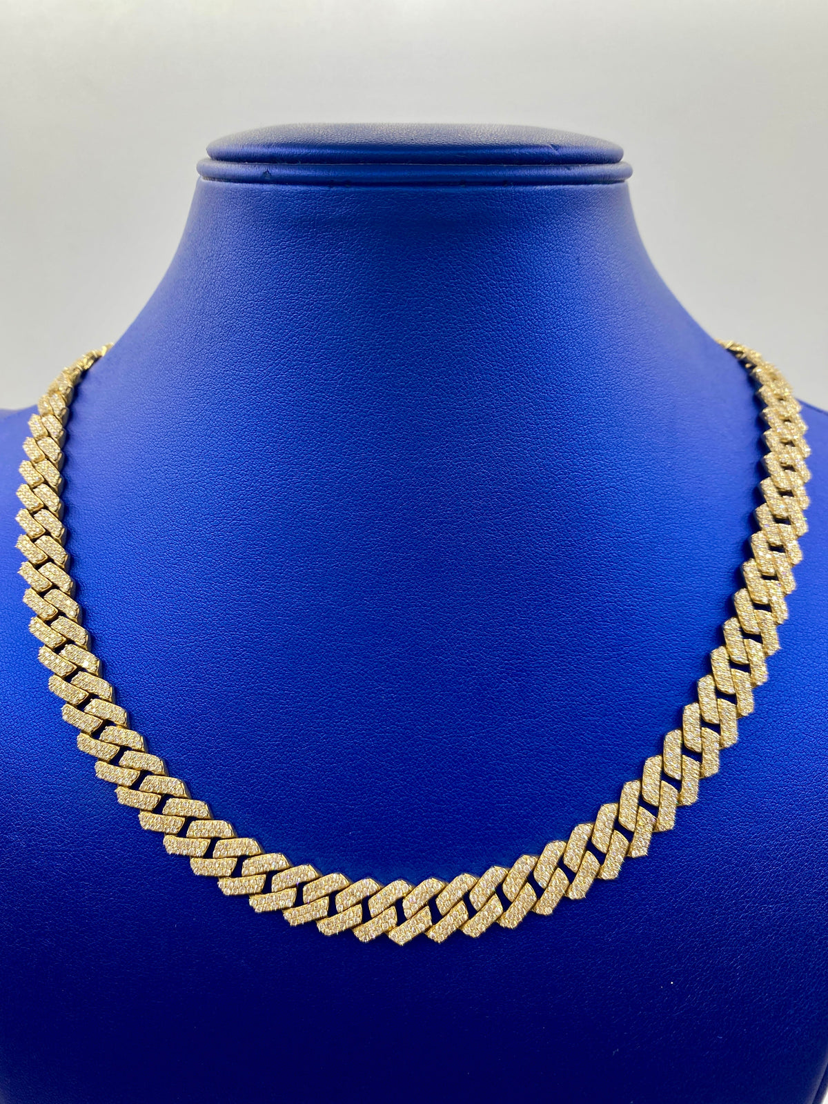 10K Gold & Diamonds Cuban Link 10mm Chain - additional product view 2