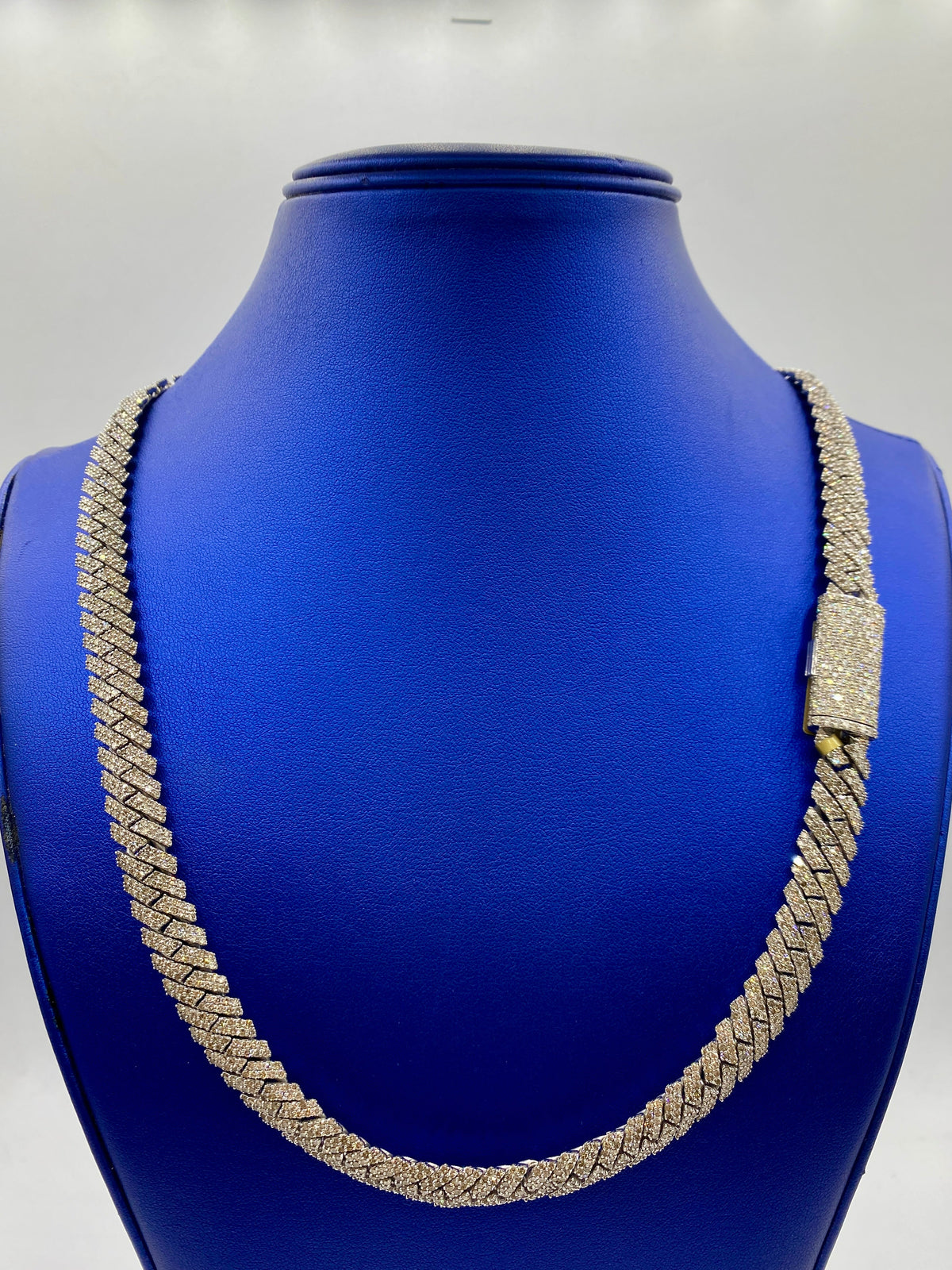 10K White Gold & Diamonds Cuban Link 10mm Chain - additional product view 5