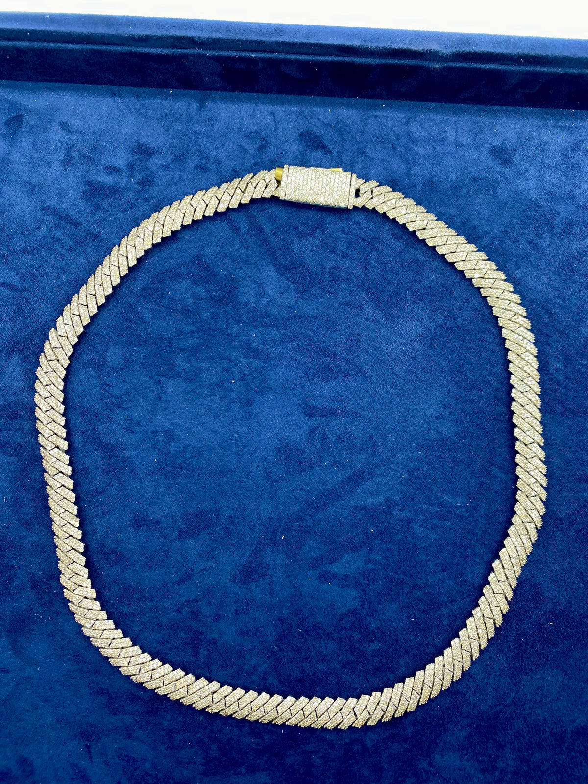 10K White Gold & Diamonds Cuban Link 10mm Chain - additional product view 8